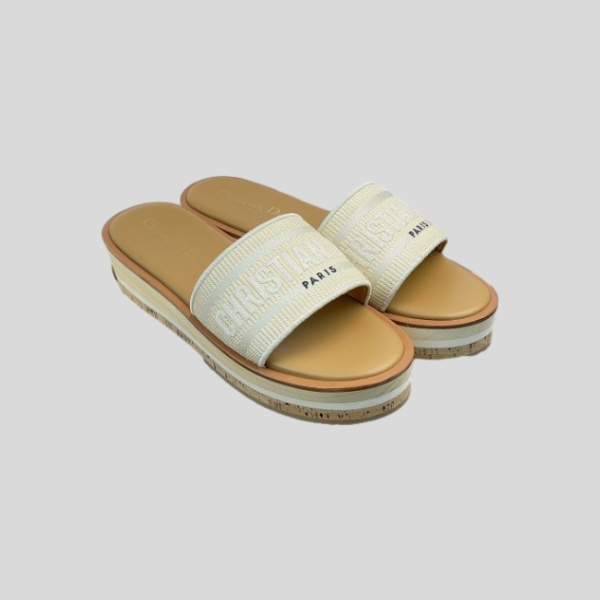 디올 스프링 슬리퍼