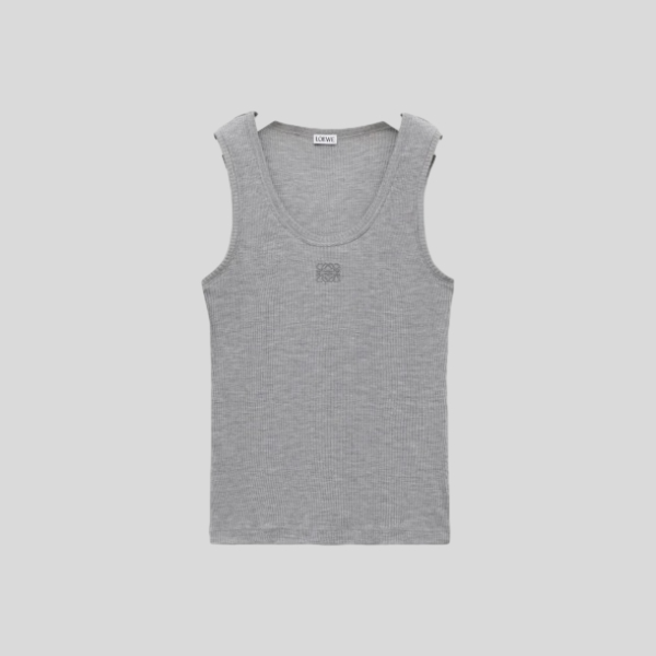 로에베 슬리브리스 탑