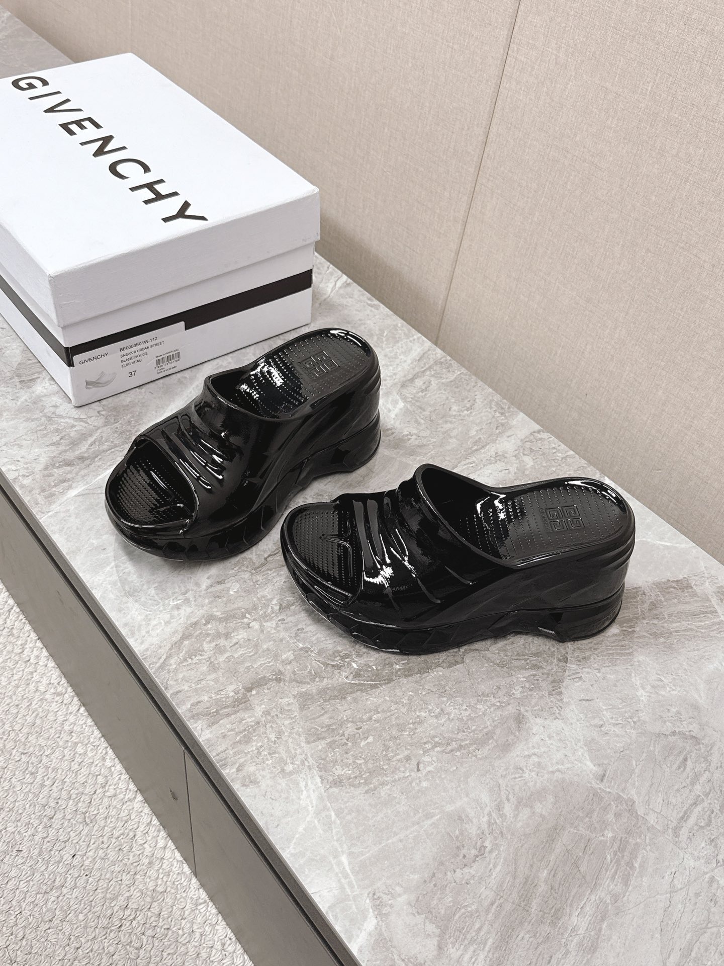 지*시 솜사탕 통굽 웨지 슬리퍼