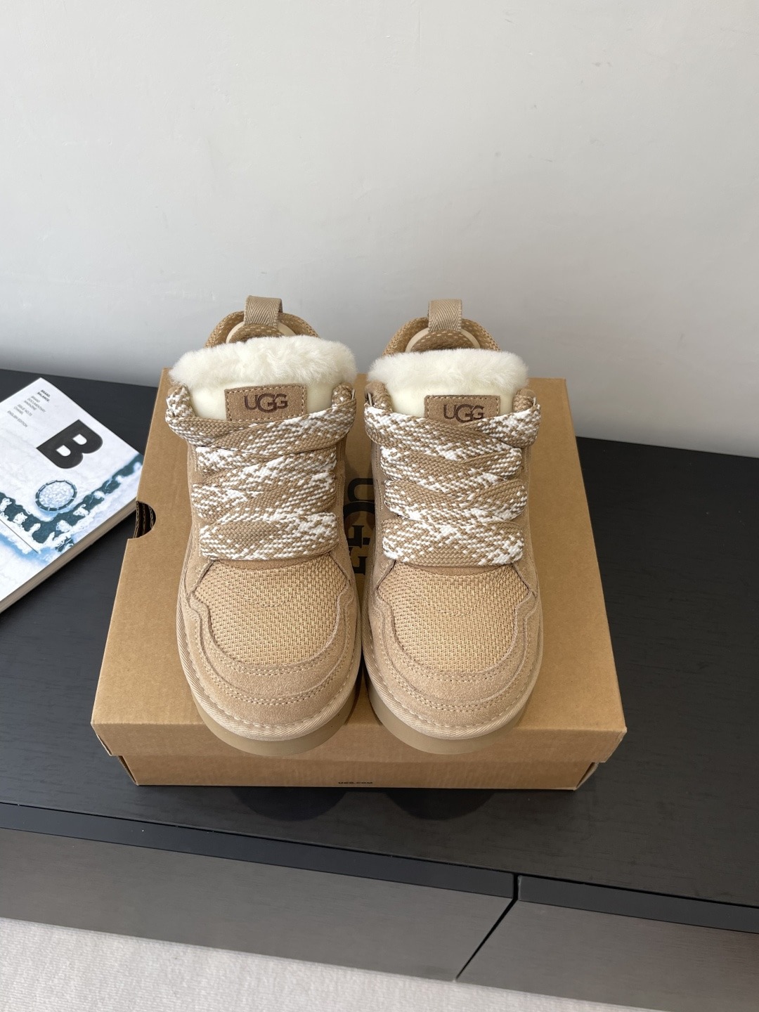 어* 25ss 가을겨울 신상 통굽 스니커즈