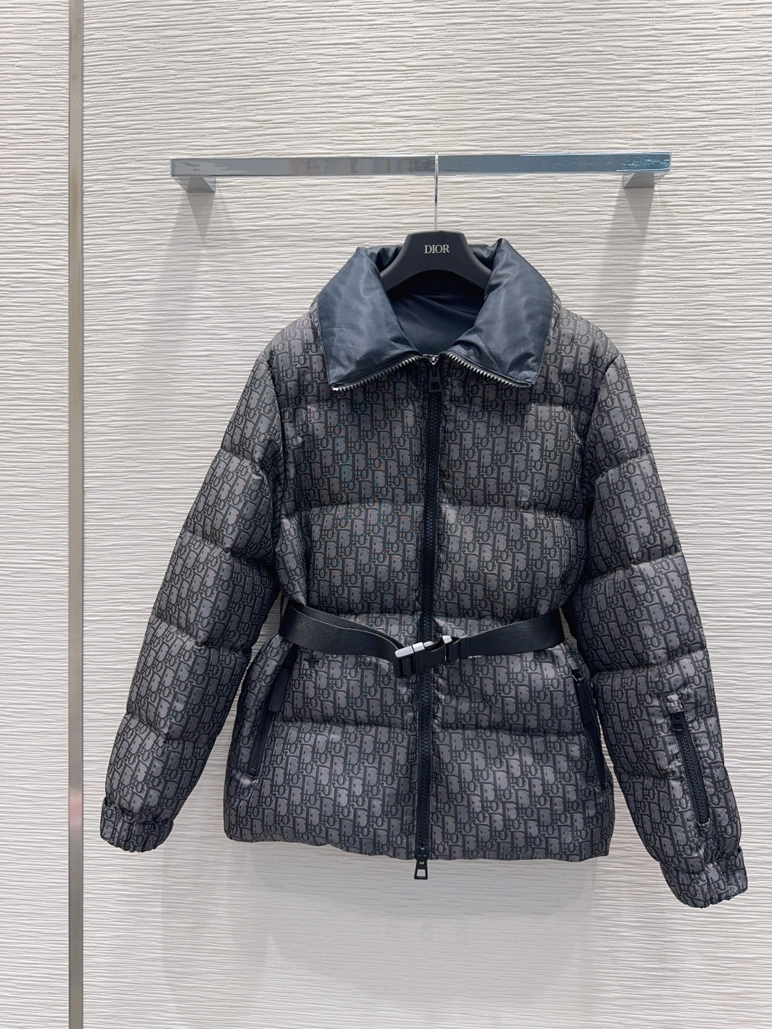 디* 25FW 신상 패딩 점퍼