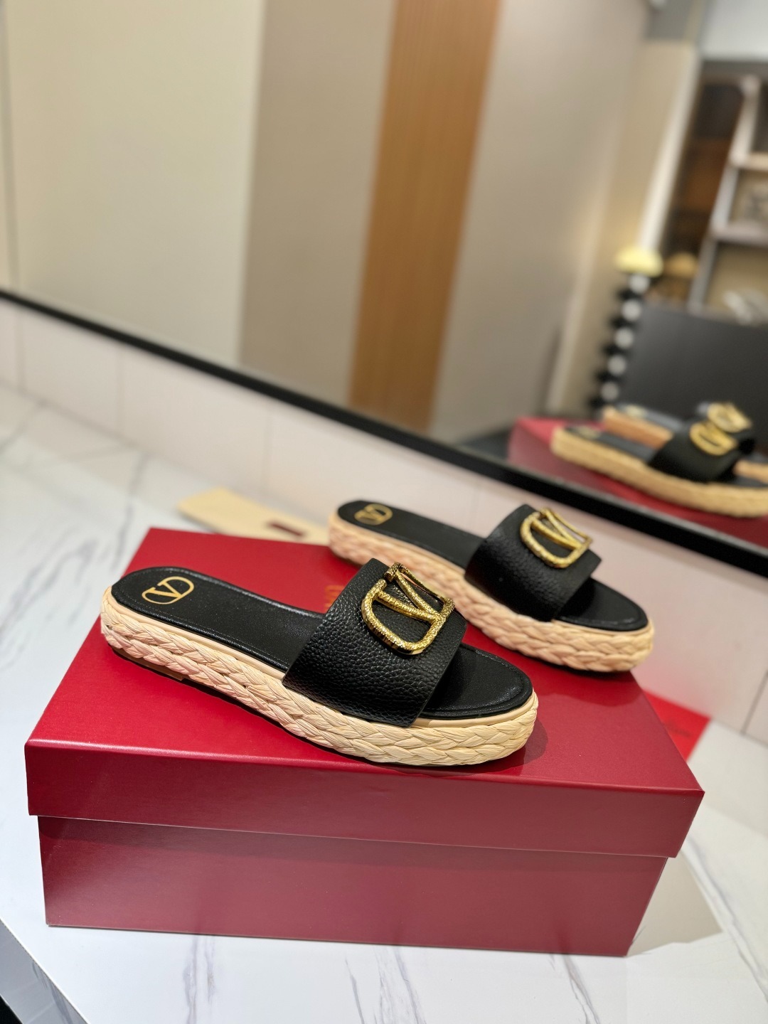 발*티노 봄여름 신상 여성 슬리퍼