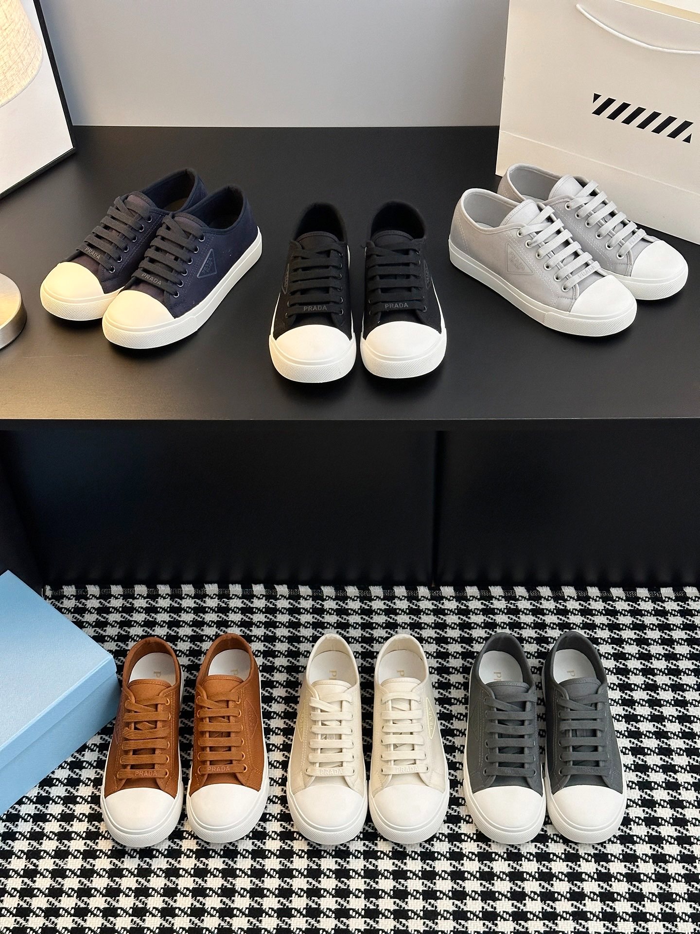 프*다 신상 스니커즈