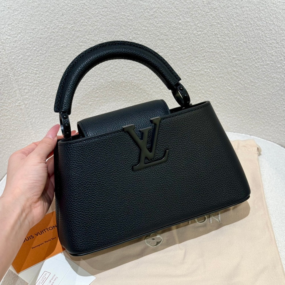 루이비* 카퓌신 이스트 웨스트 미니 백 M23955 