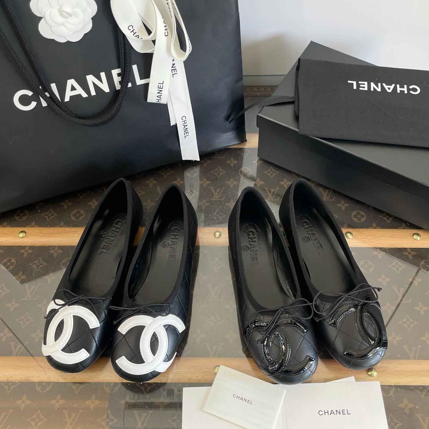 샤* 신상 깜봉 플랫 슈즈