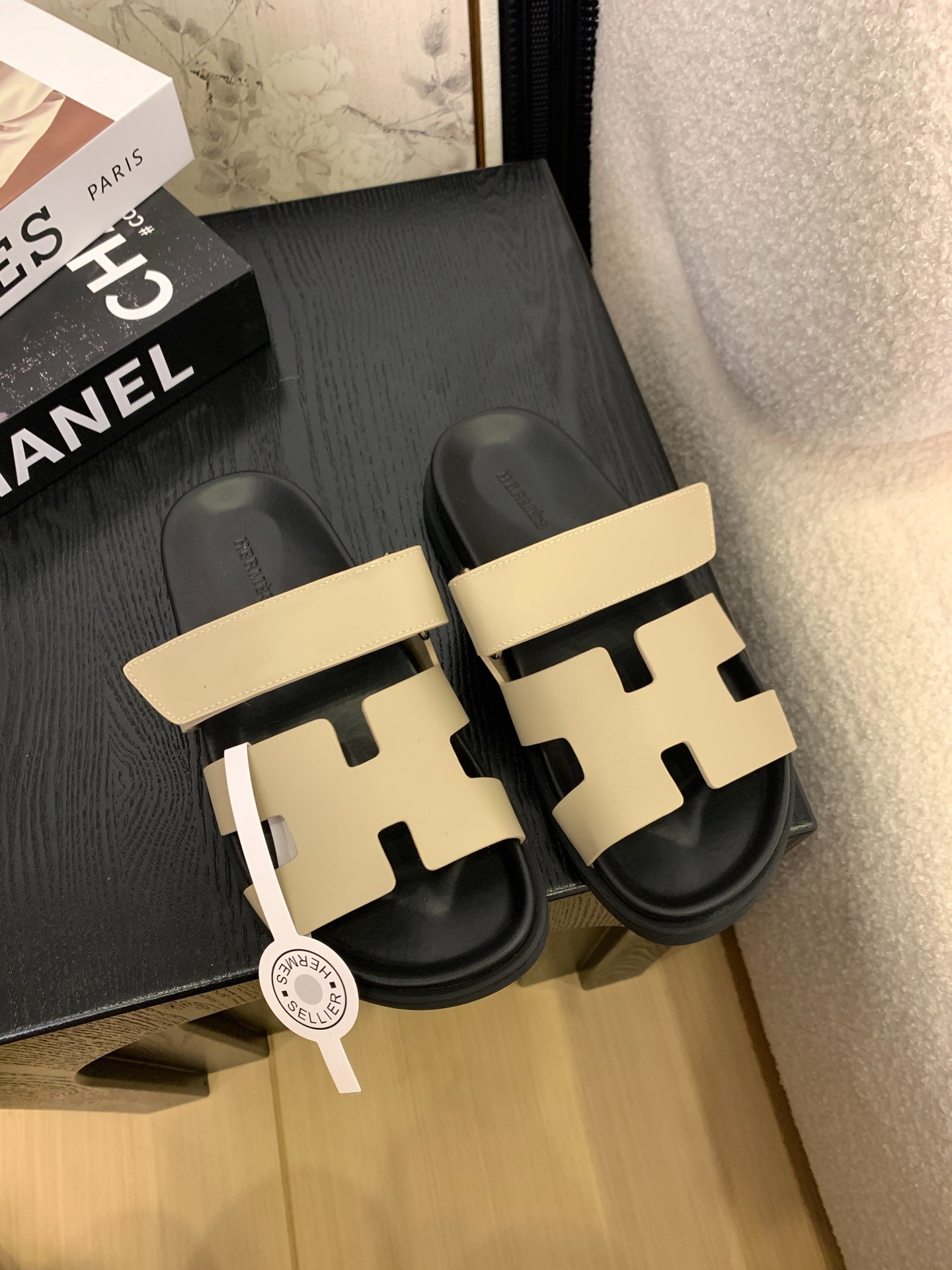 에*메스 레트로 벨크로 슬리퍼