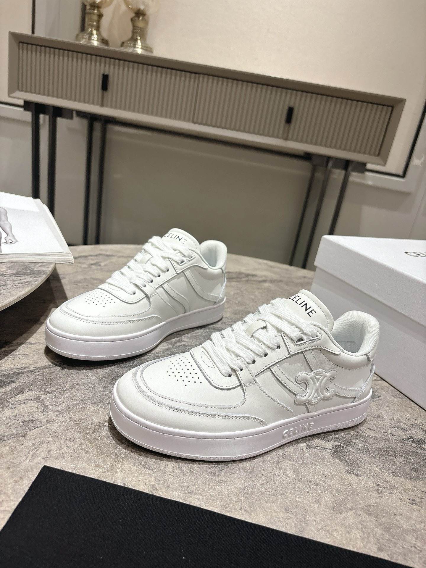 셀*느 25 신상 스니커즈 슬립온