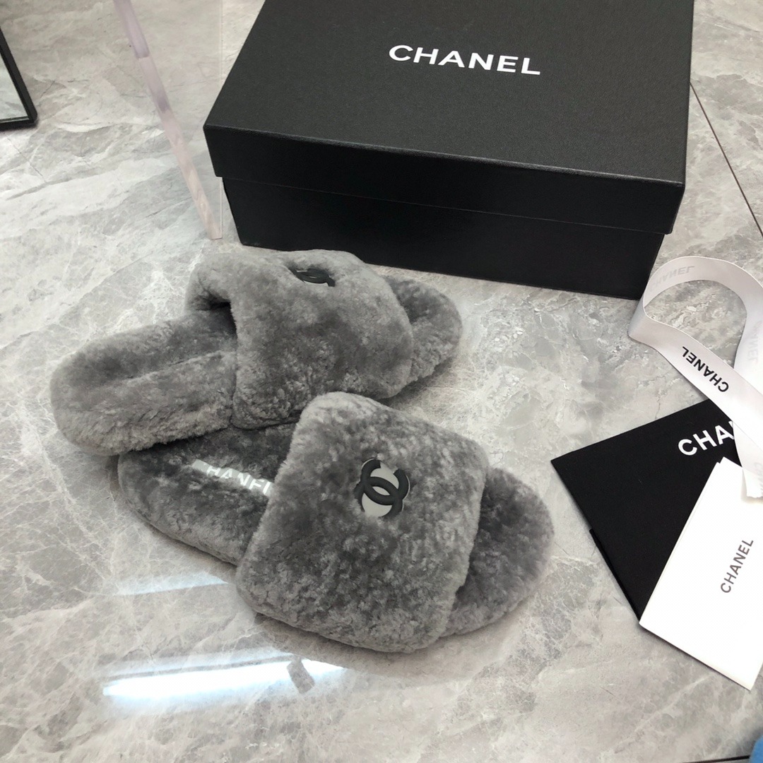 샤* 신상 레터링 털 슬리퍼