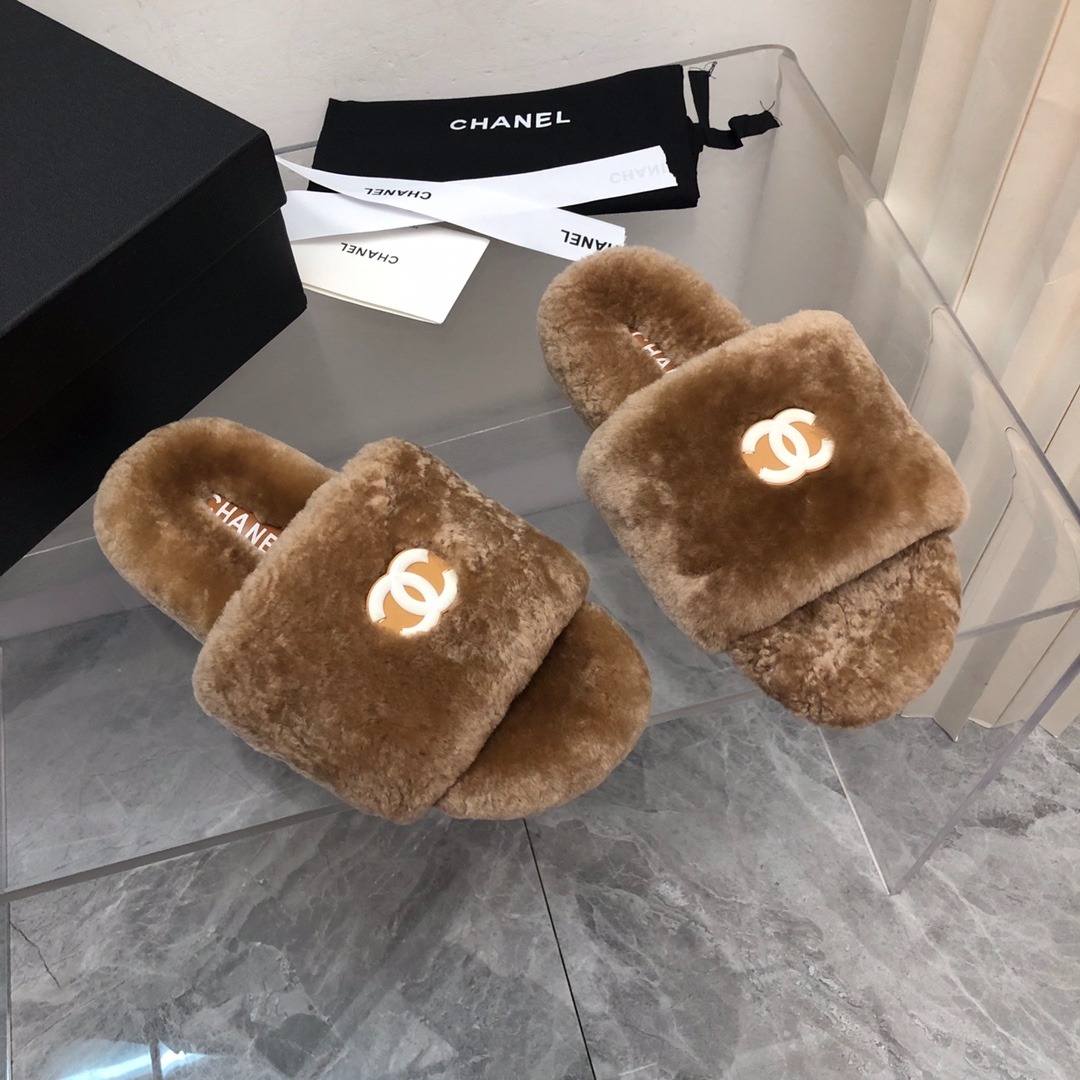 샤* 신상 레터링 털 슬리퍼