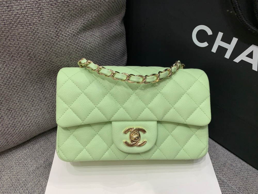 샤* 클래식 뉴미니 플랩백 A69900 