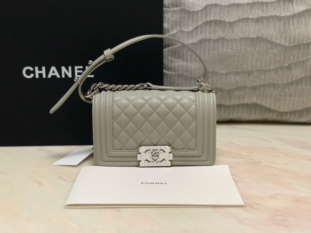 샤* 보이백 미듐 A67086 