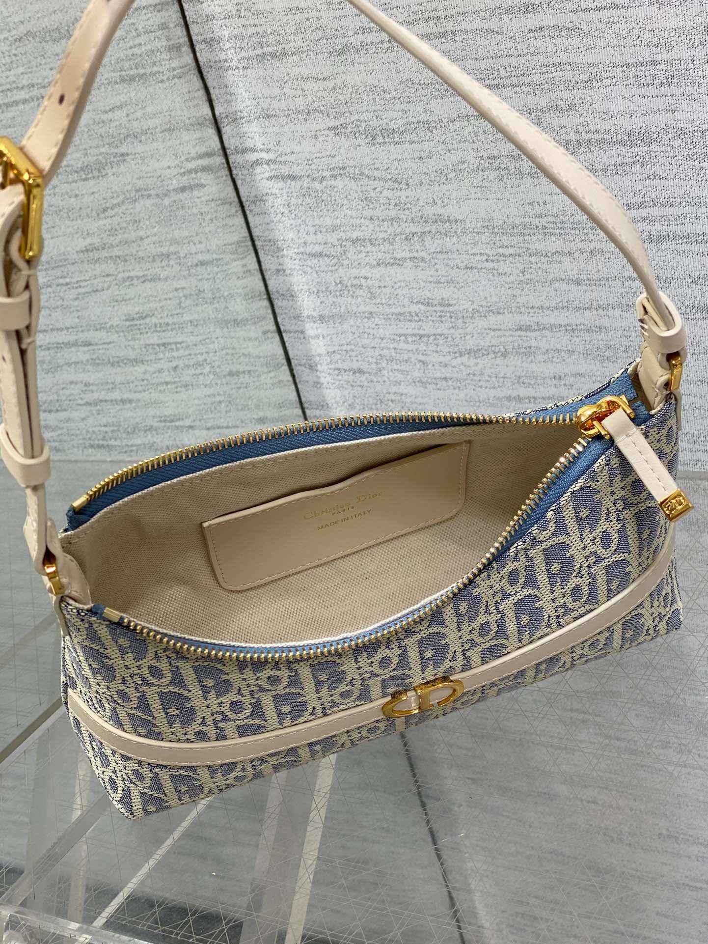 디올 30 몽테인 시갈 미니 백