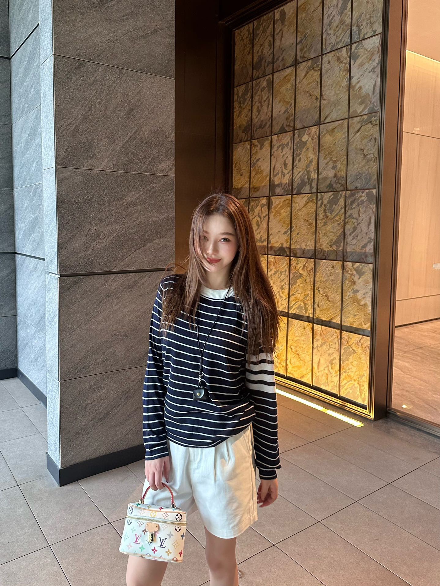 톰*라운 25 신상 클래식 스트라이프 니트