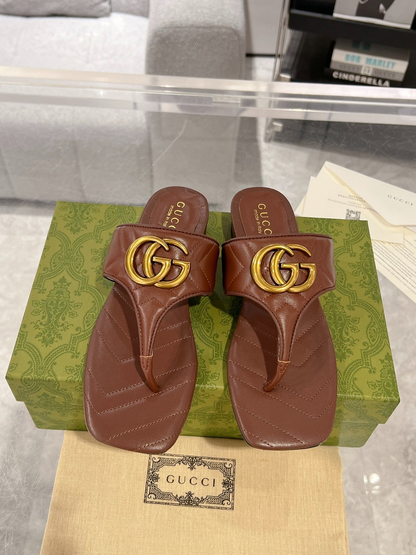 구* 마몬트 마틀라세 플립플랍 샌들