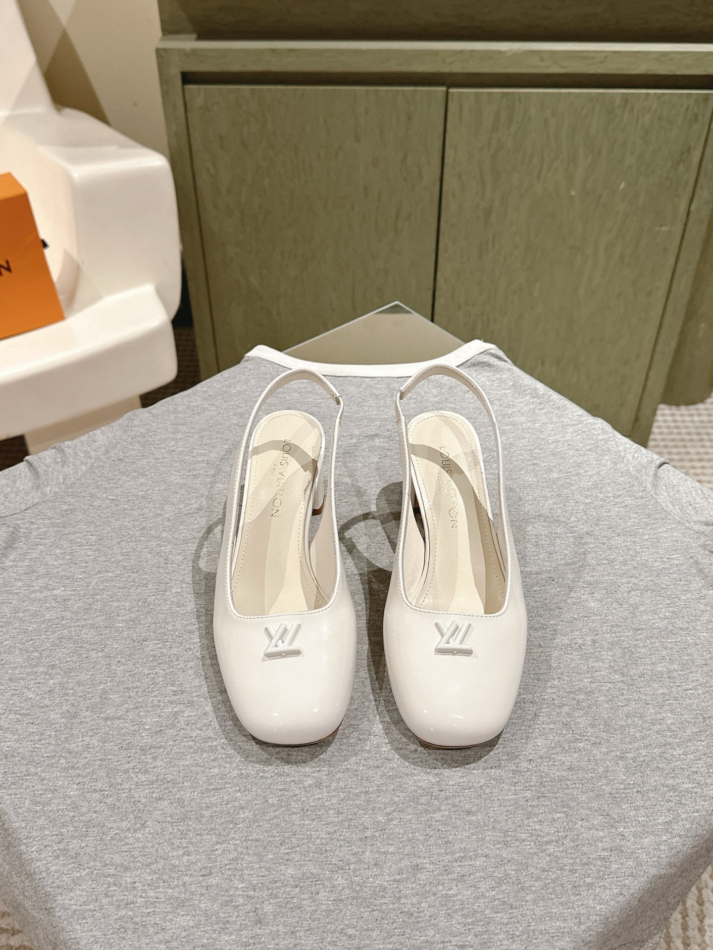 루*비통 신상 봄여름 메리제인 슈즈