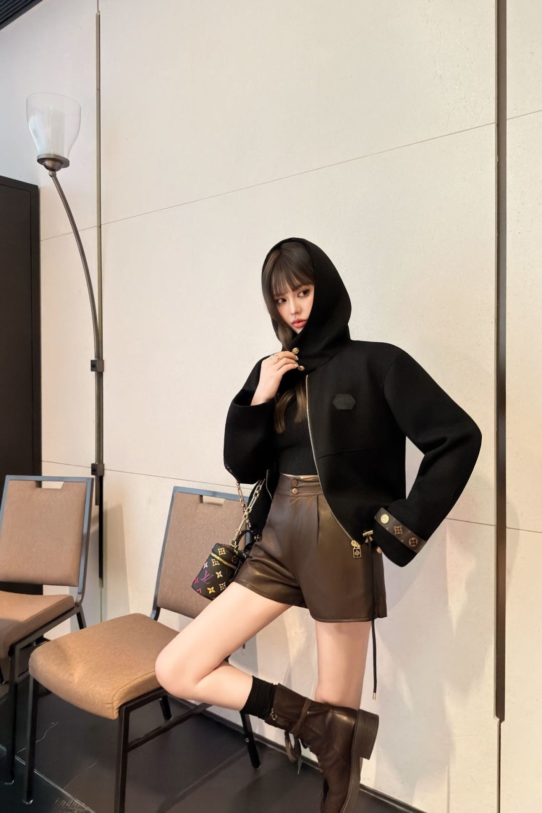 루*비통 25년 신상 후드 집업 점퍼