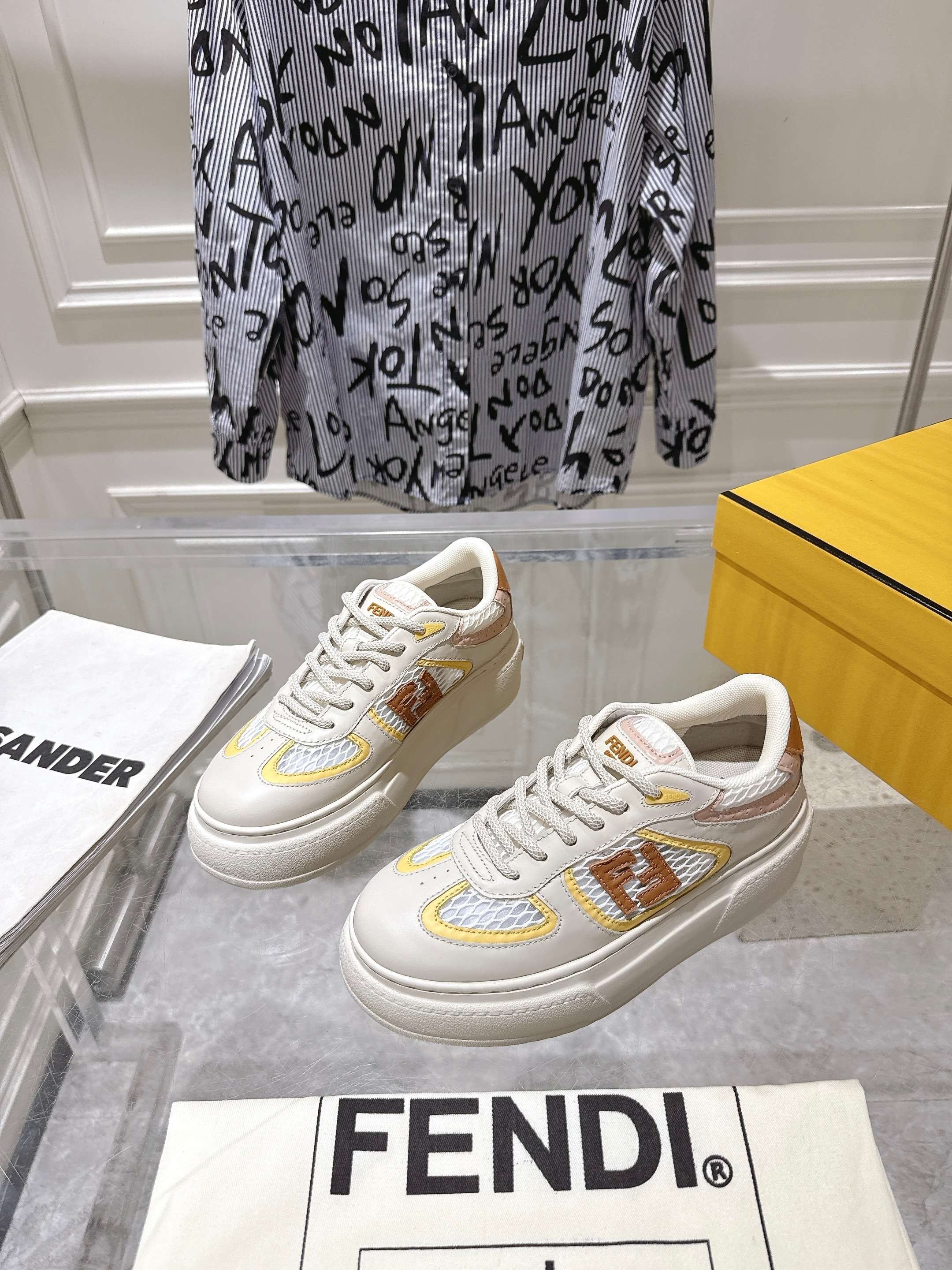 펜* 25년 신상 통굽 스니커즈