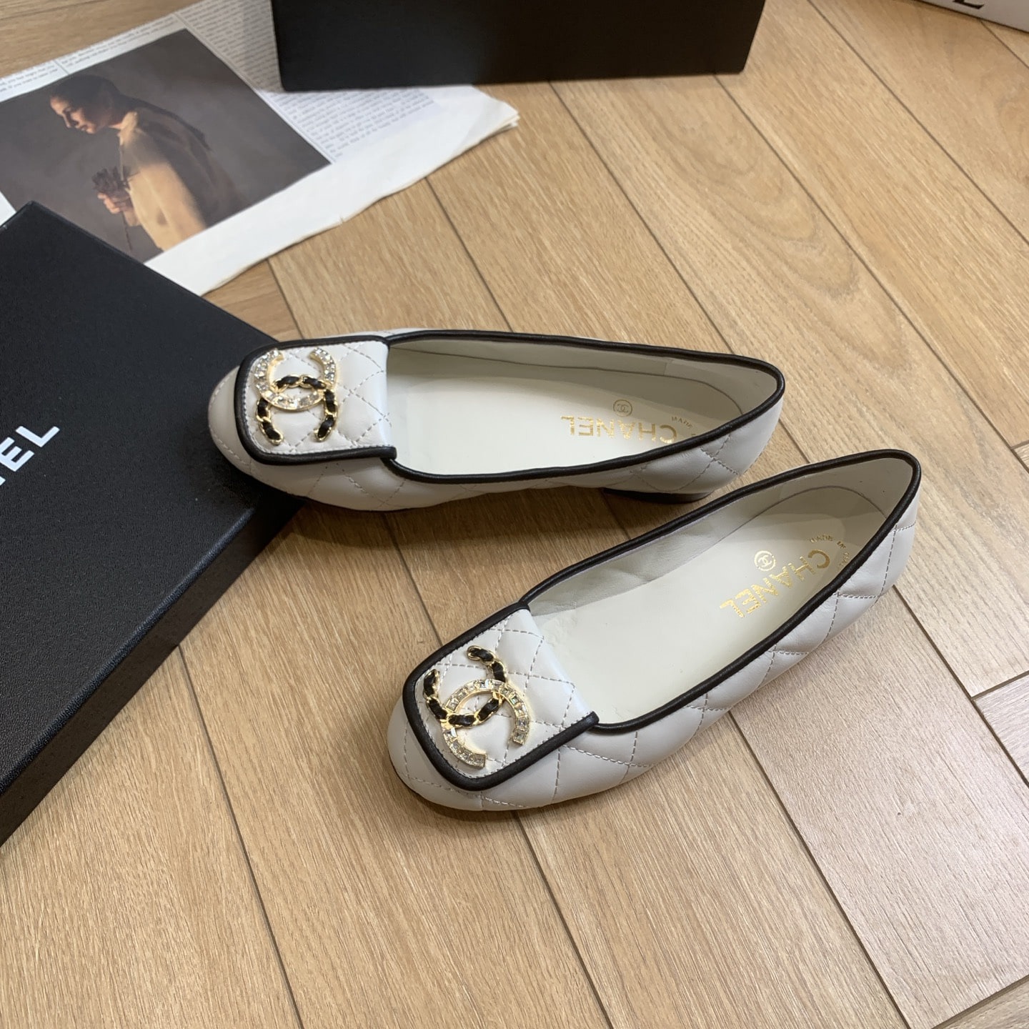 샤* 클래식 더블C 발레슈즈