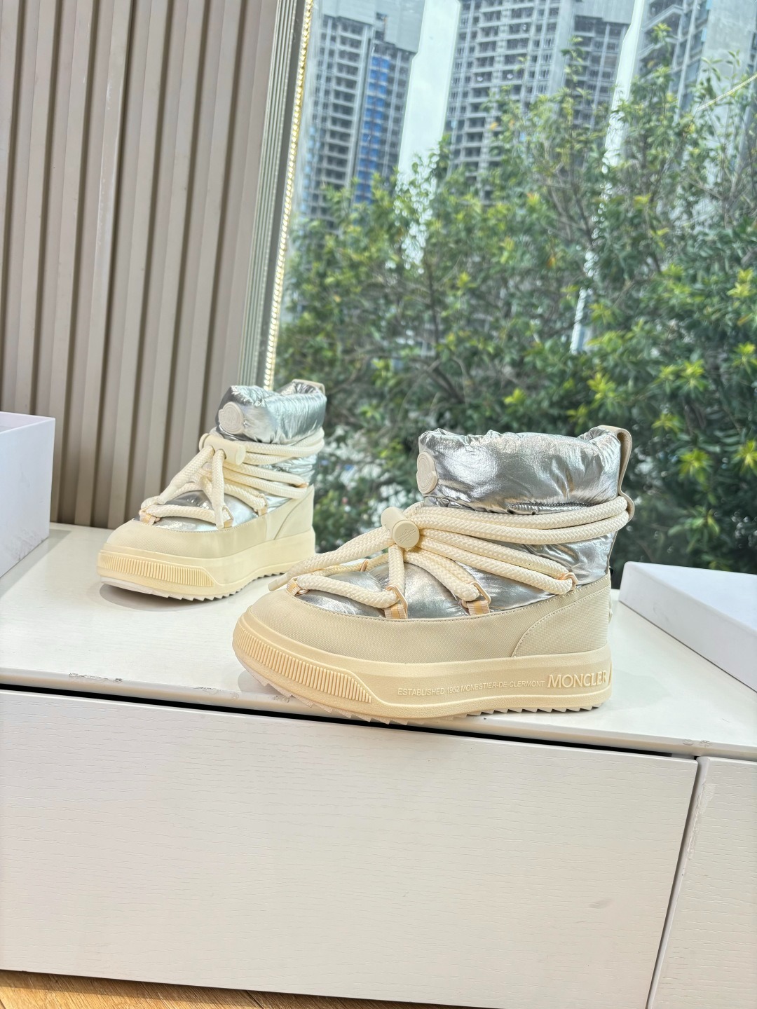 몽*레르 25 신상 패딩 부츠