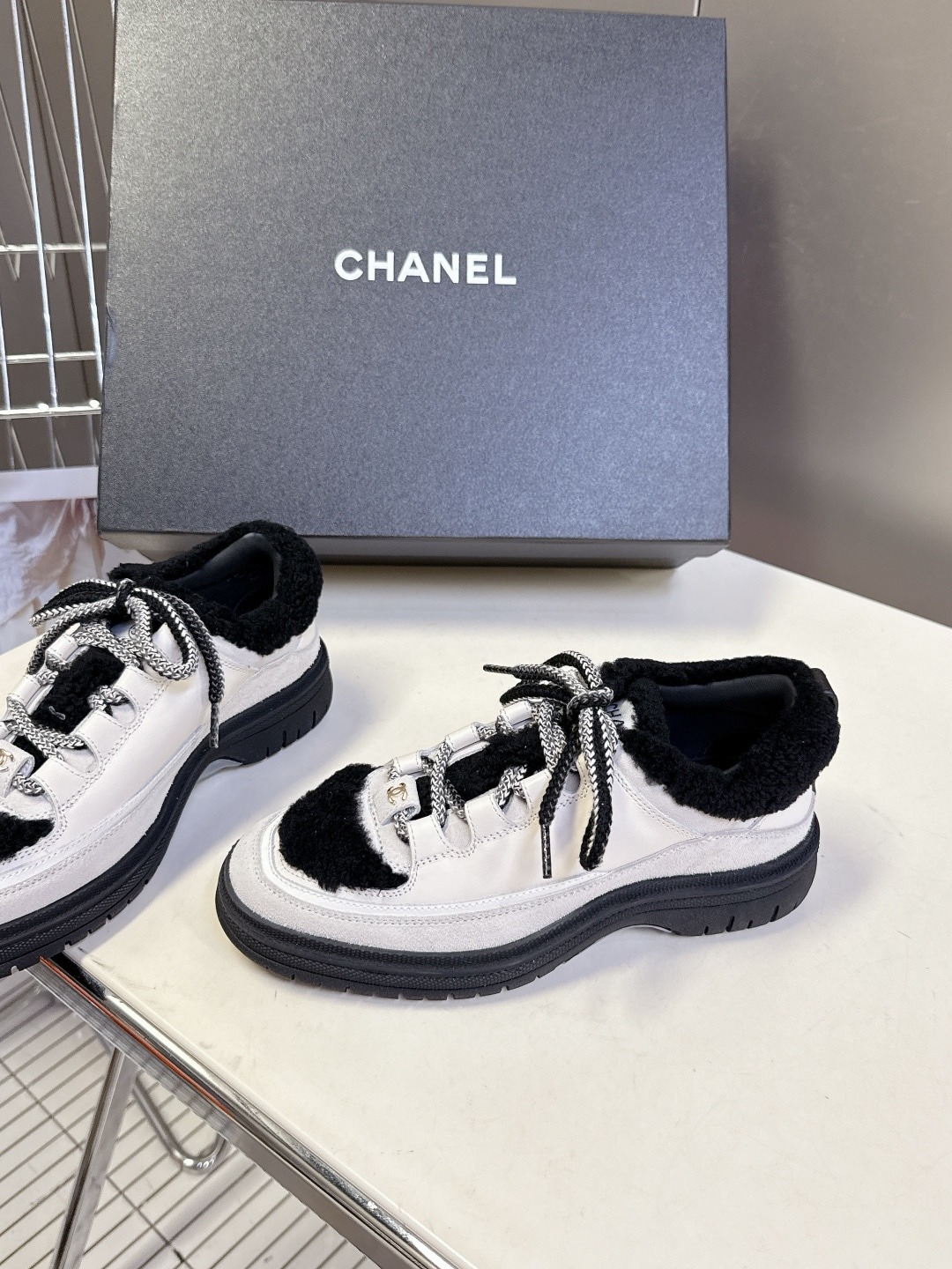 샤* 신상 25C 캐주얼 스니커즈