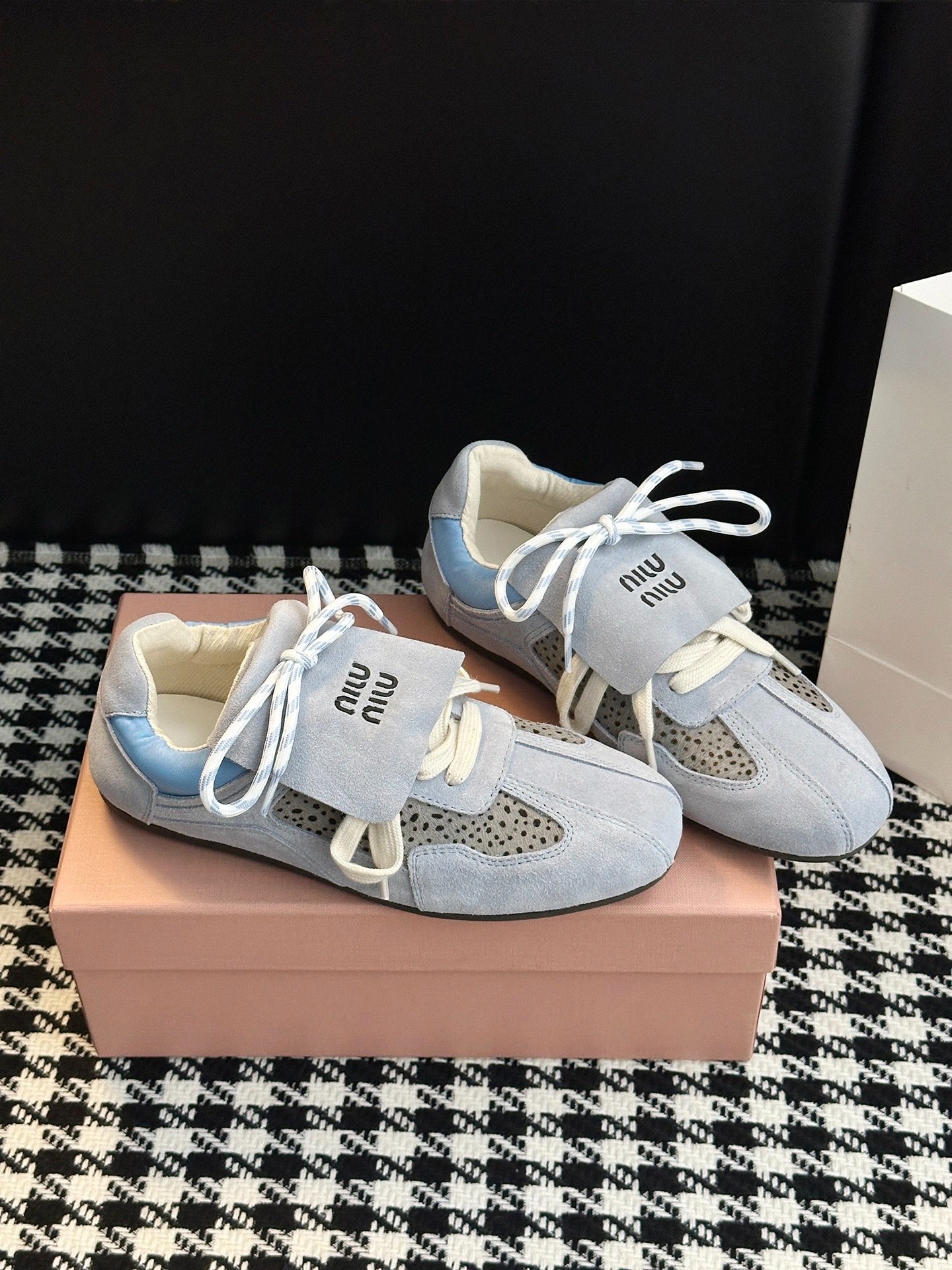 미*미* 신상 스니커즈