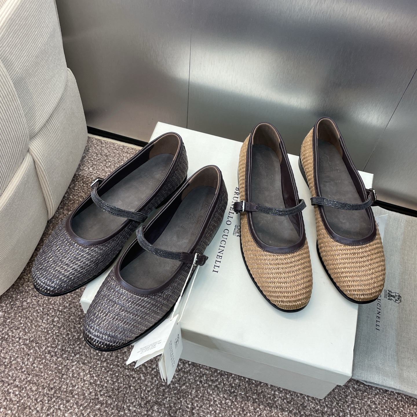 브*넬로 쿠치넬리 2025 가을/겨울 신상 플랫슈즈