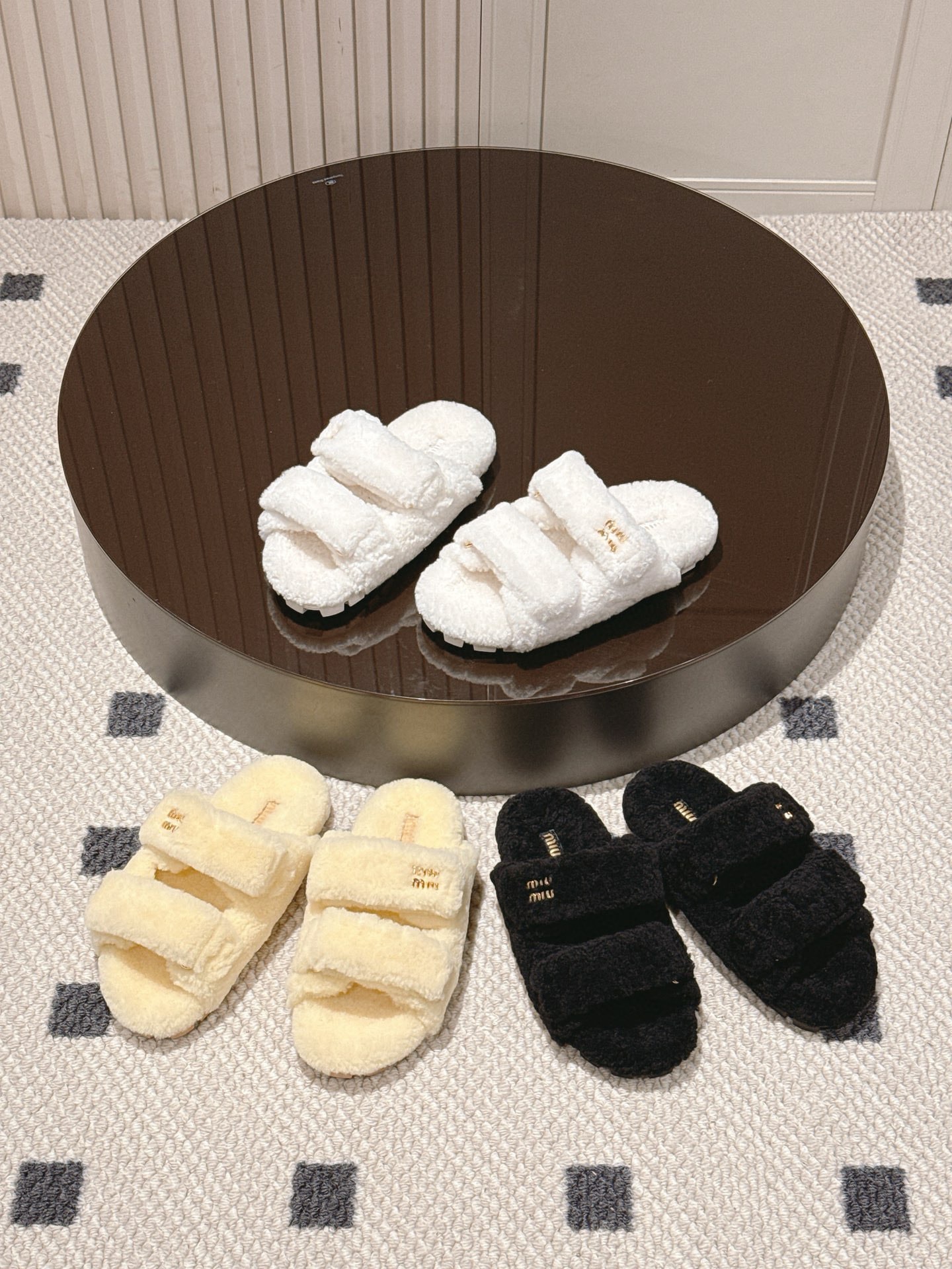 미*미* 양털 슬리퍼