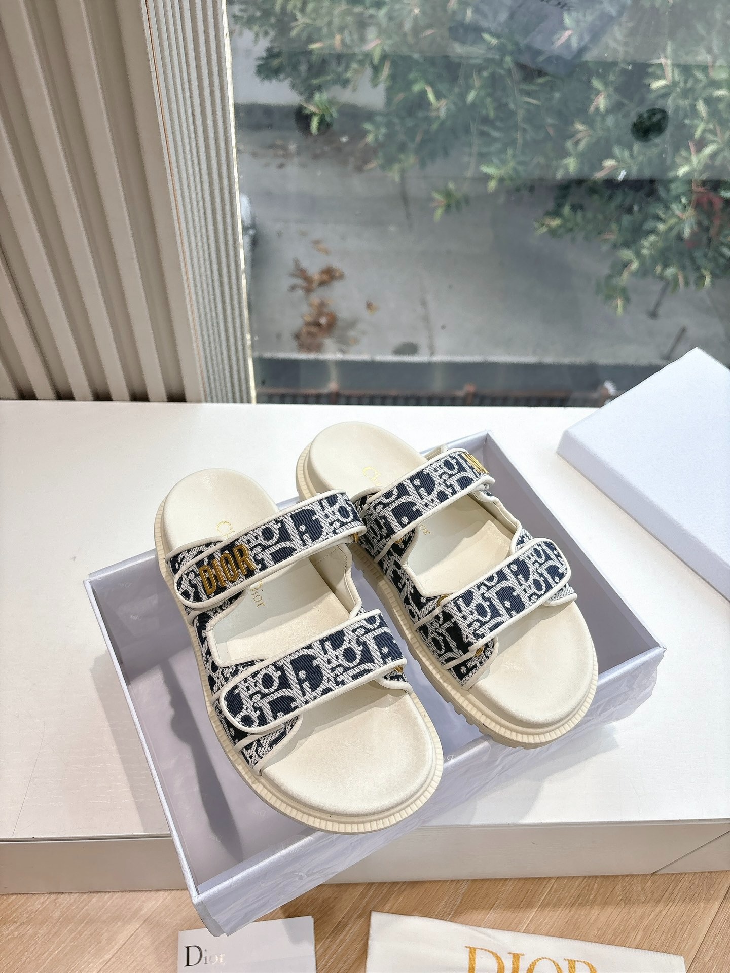 디* 2025 이른 봄 신상 뮬 슬리퍼