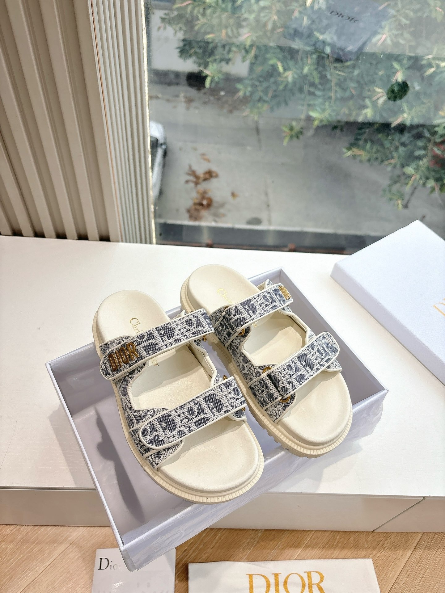 디* 2025 이른 봄 신상 뮬 슬리퍼