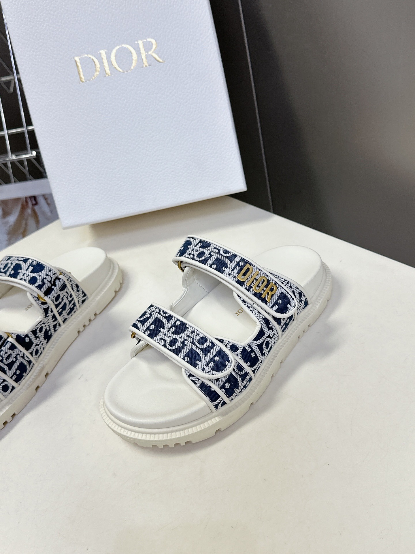 디* 봄여름 최신 벨크로 샌들