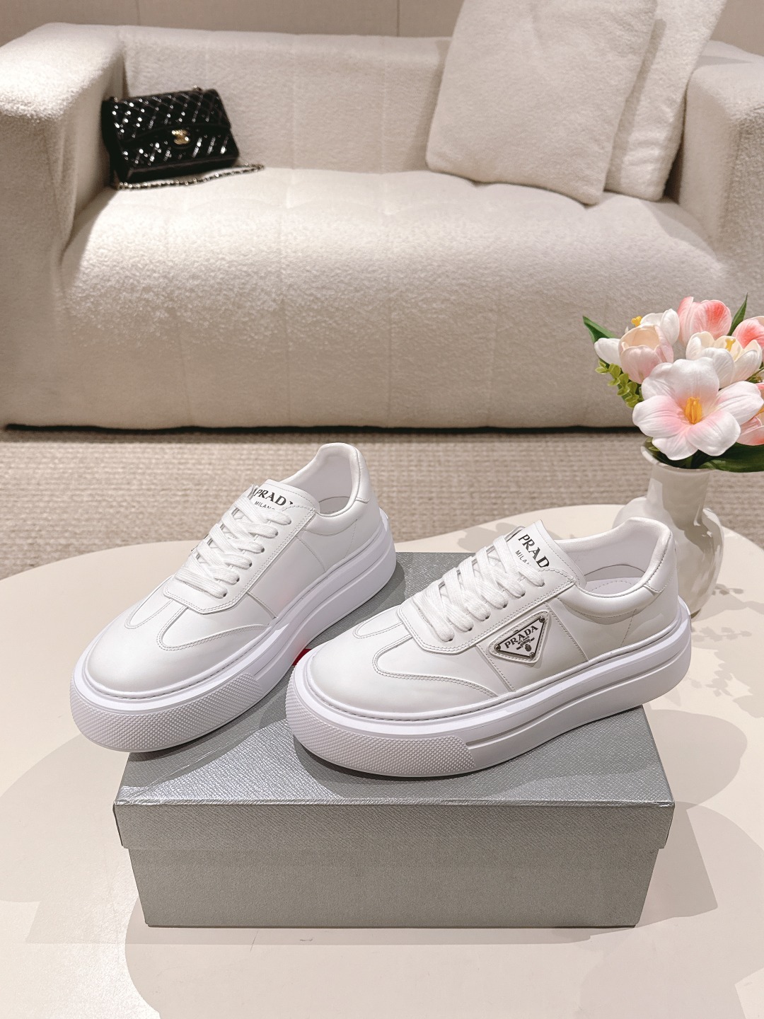 프*다 신상 커플 스니커즈