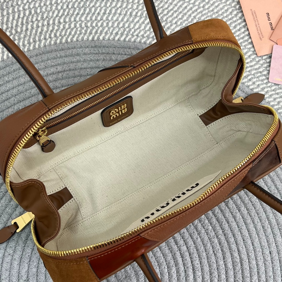 미우미우 아르카디 가죽 패치워크 백 500148