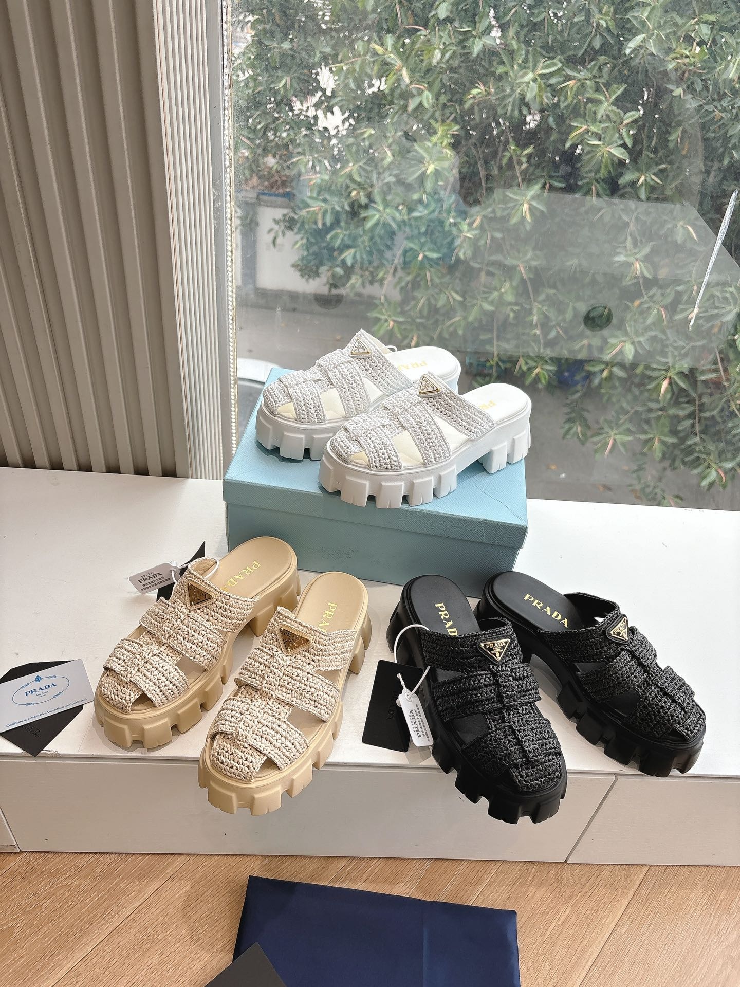 프*다 2025 봄여름 신상 통굽 샌들 벨크로