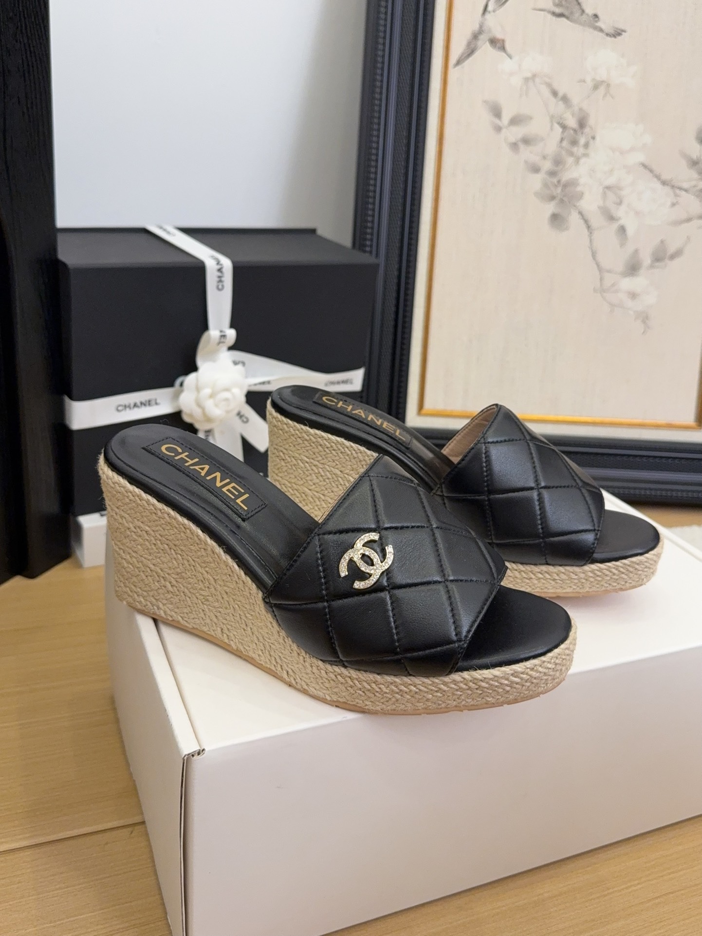 샤* 25 신상 퀼팅 더블 c 스터드 슬리퍼