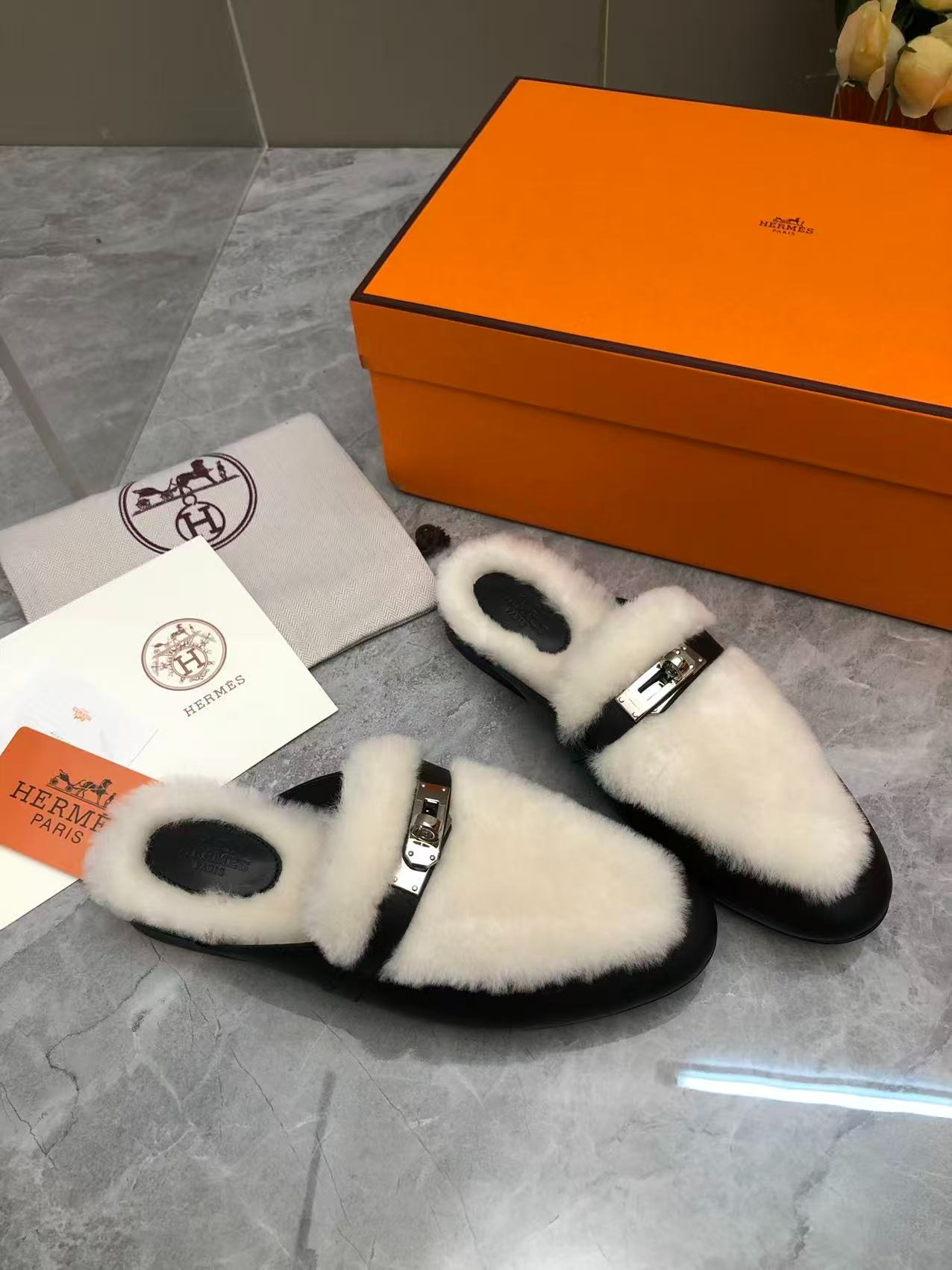 에*메스 25 캐시미어 켈리 세미 슬리퍼