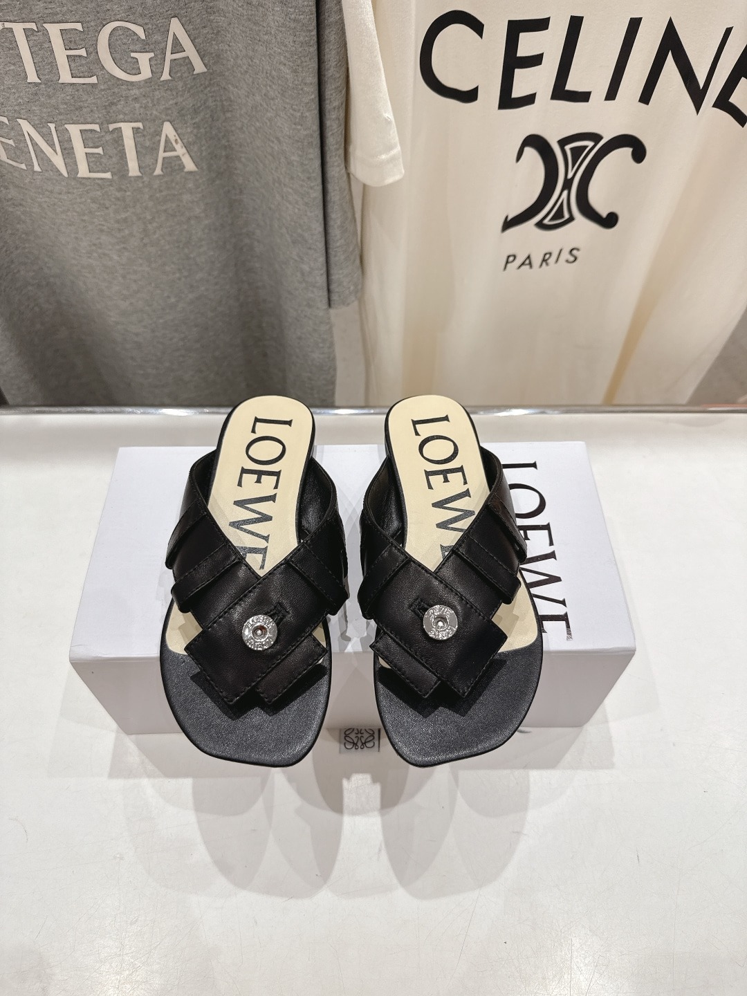 로*베 2025/ss 신상 플랫 조리