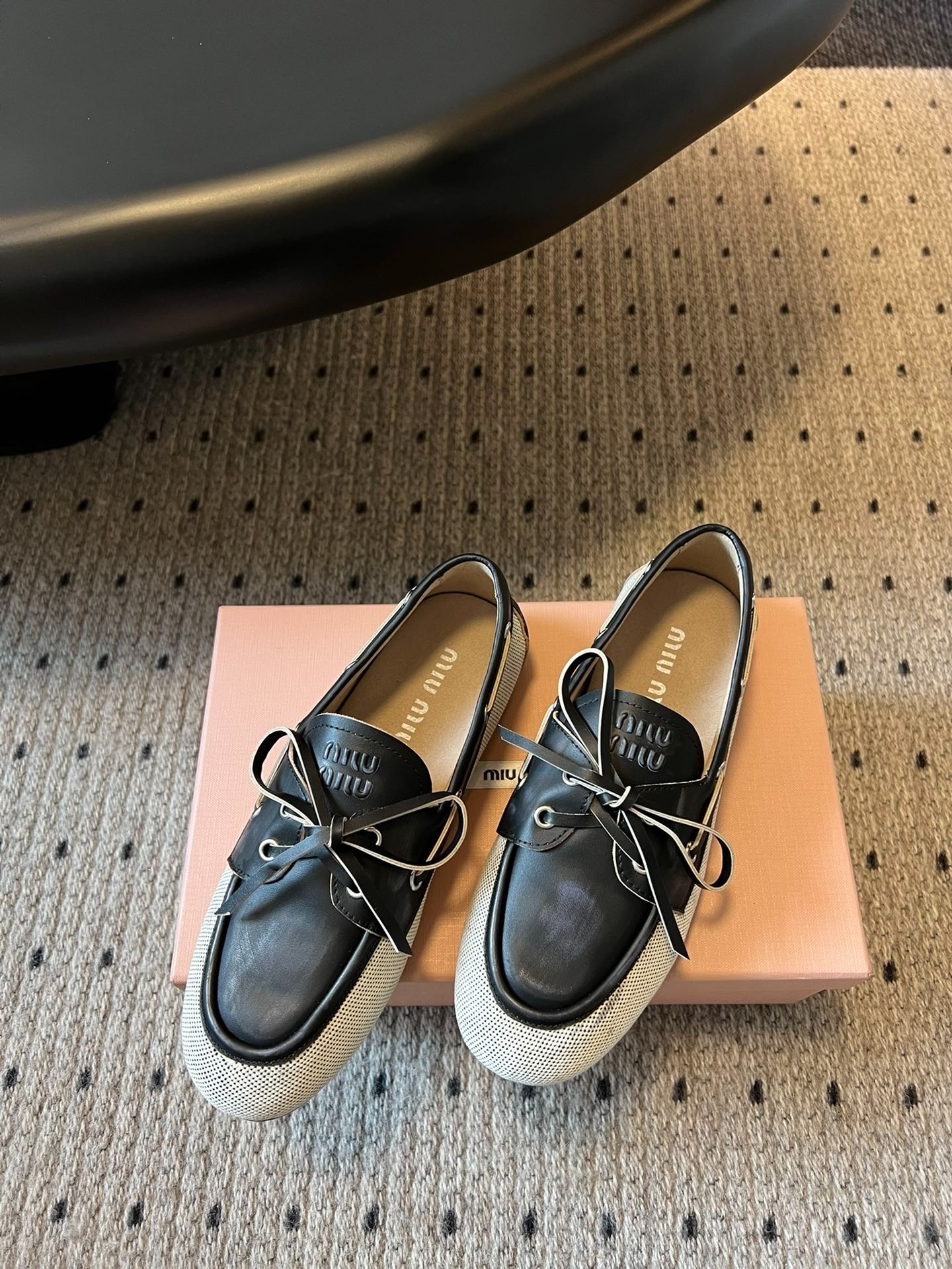 미*미* 25ss 신상 리본 로퍼 플랫 워커