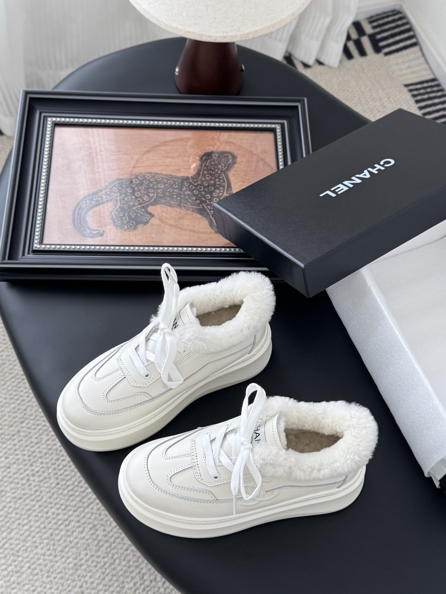 샤* 양털 통굽 스니커즈