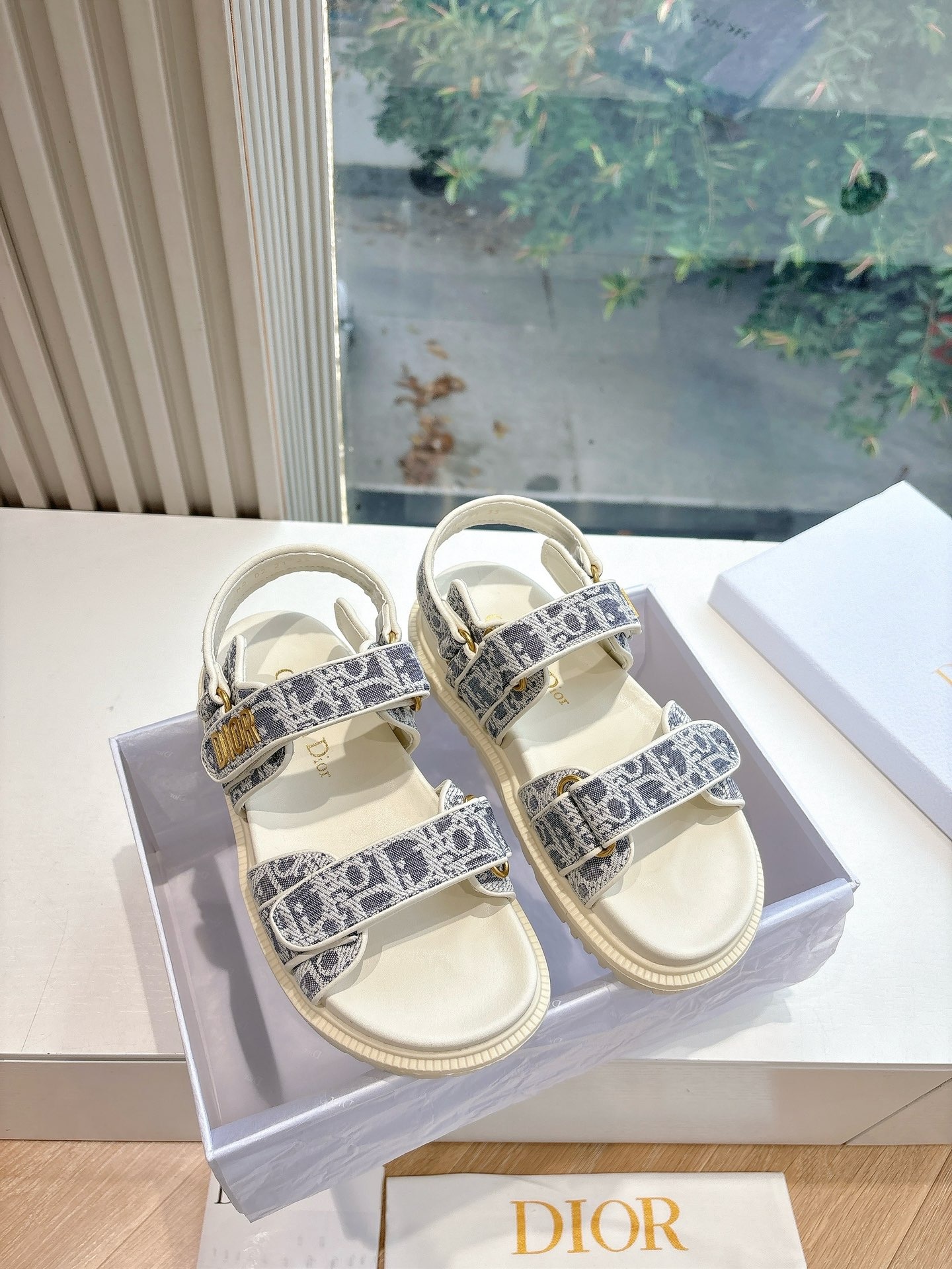 디* 25 이른 봄 신상 뮬 샌들