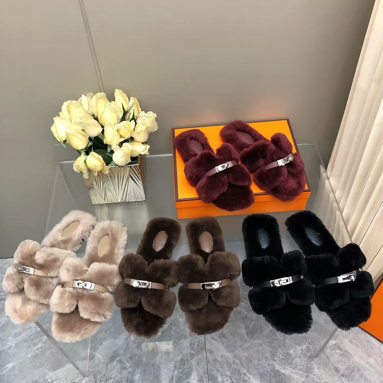 에*메스 신상 퍼 슬리퍼