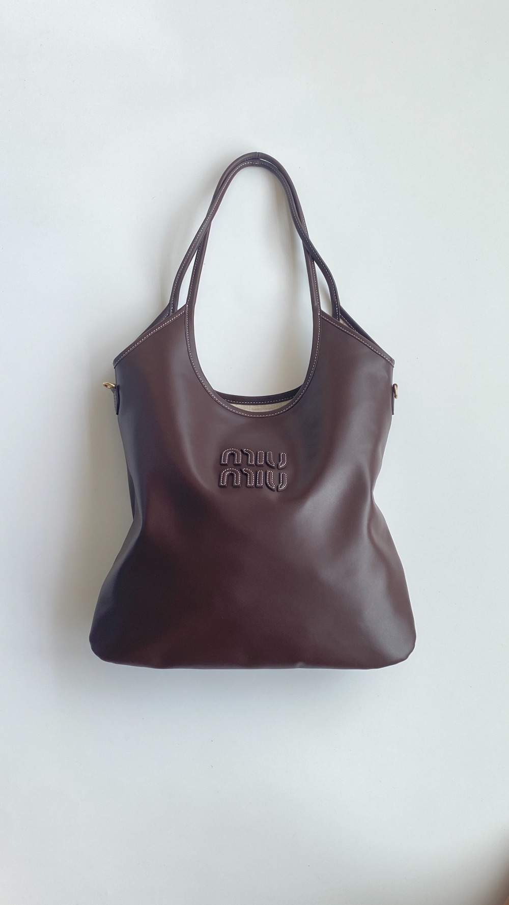 미우미우 아이비 토드백