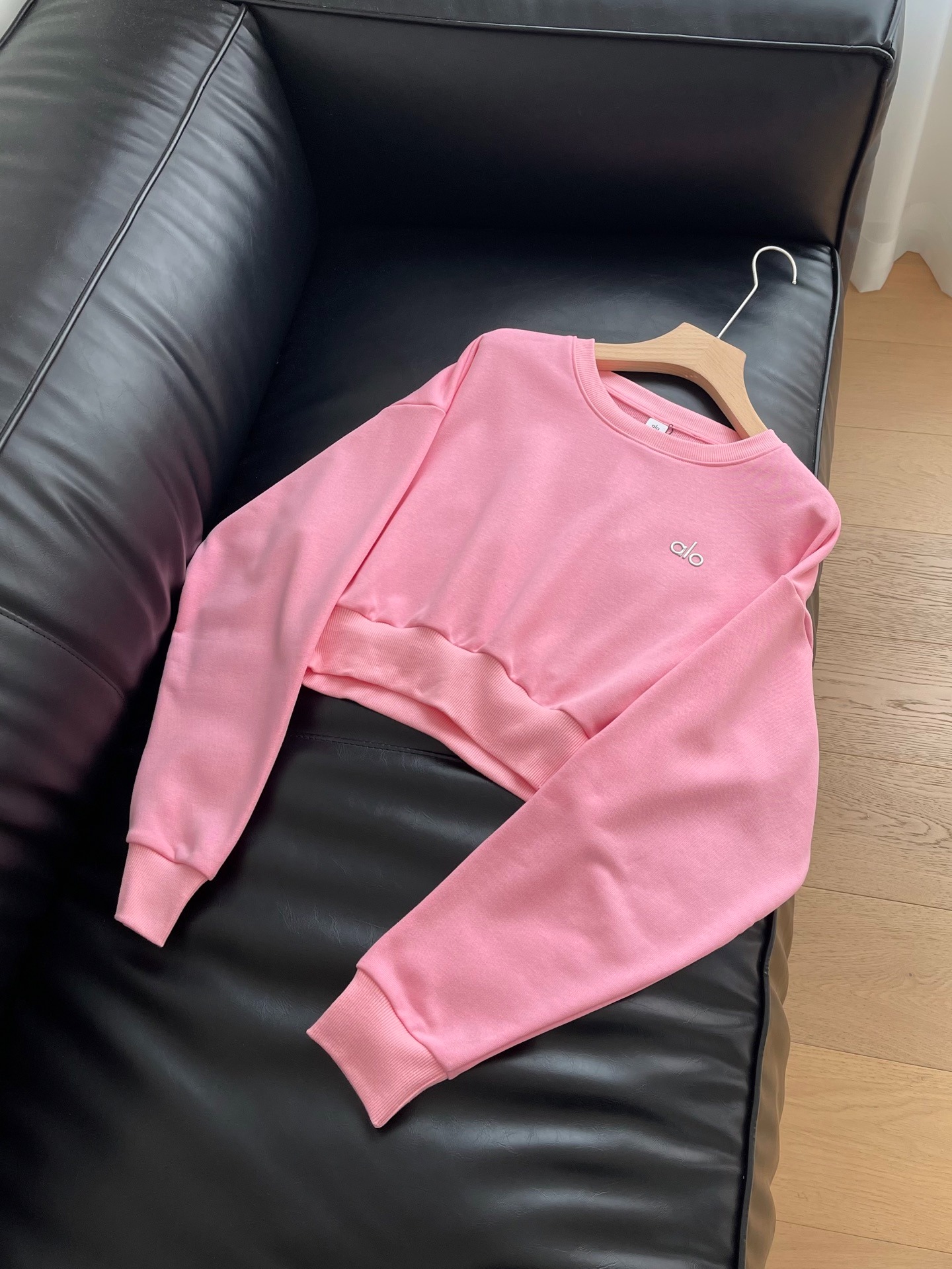 알* 2025 이른 봄 라운드넥 긴팔 숏 맨투맨