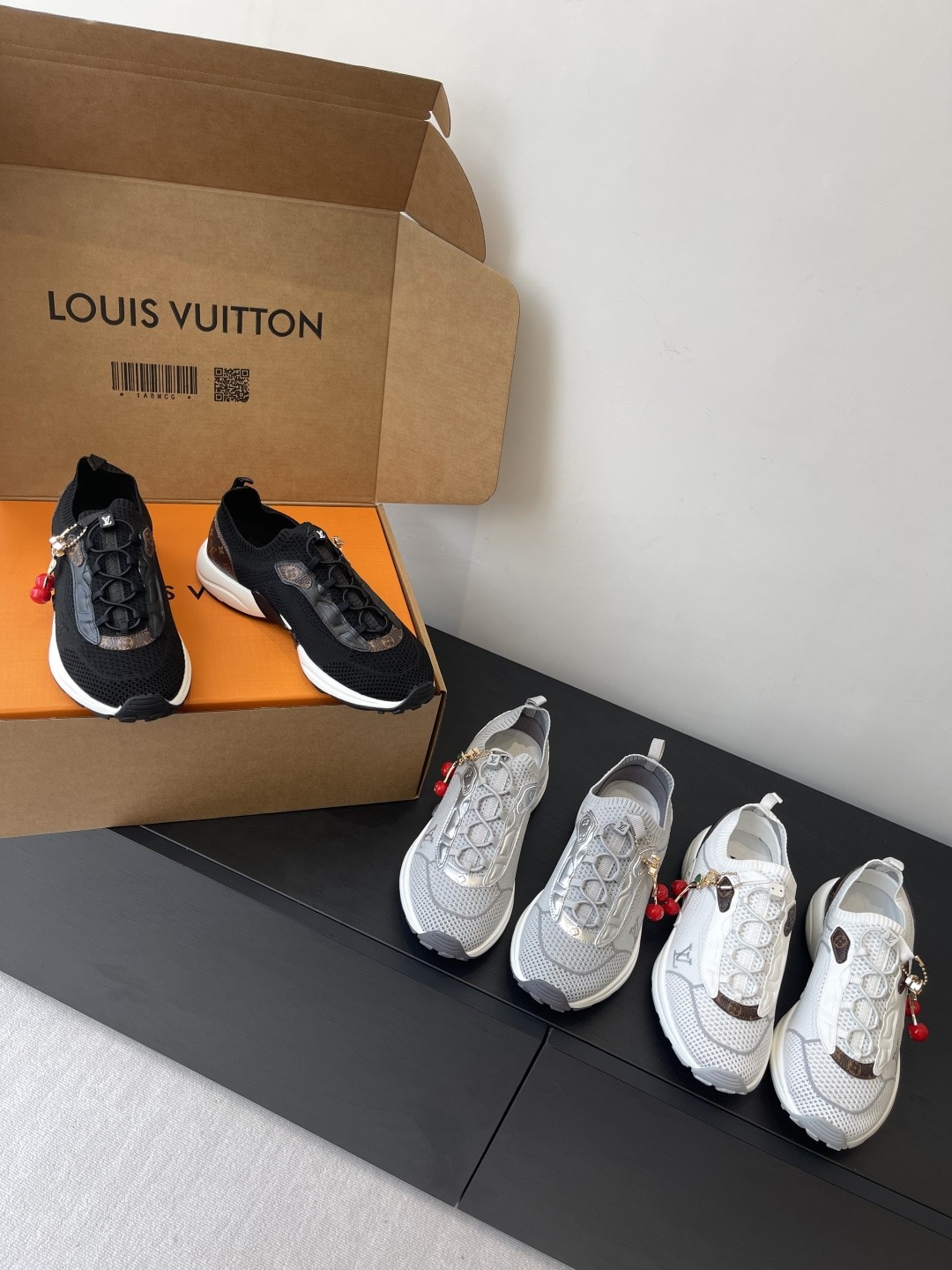 루*비통 25ss 신상 운동화