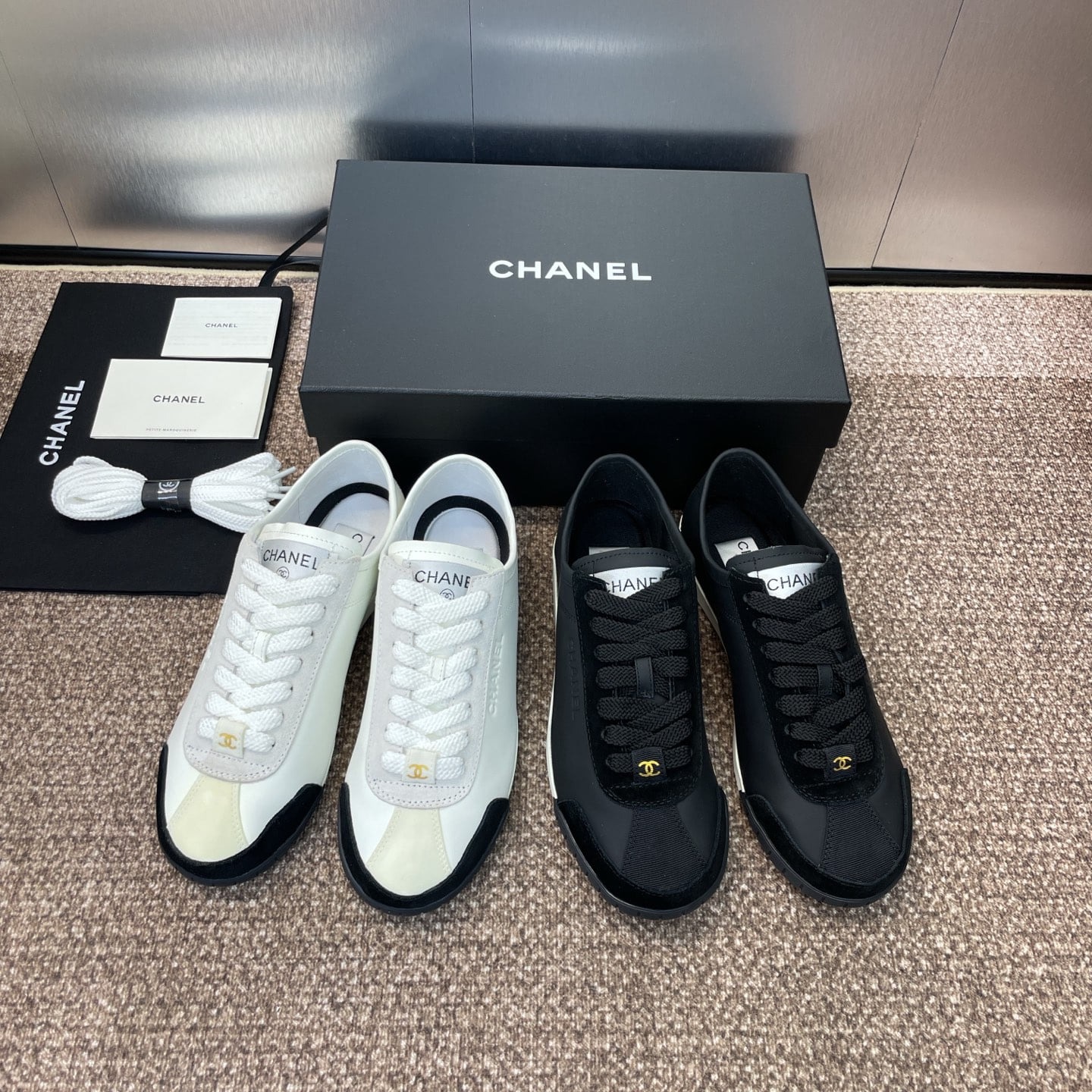 샤* 신상 클래식 스트랩 여성화