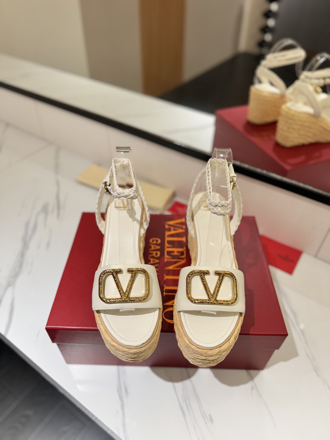 발*티노 봄여름 신상 여성 샌들