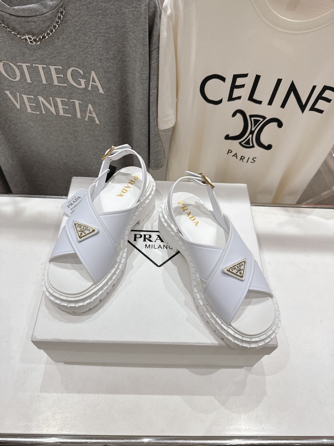 프*다 2025ss 여름 신상 빈티지 비치 통굽 샌들