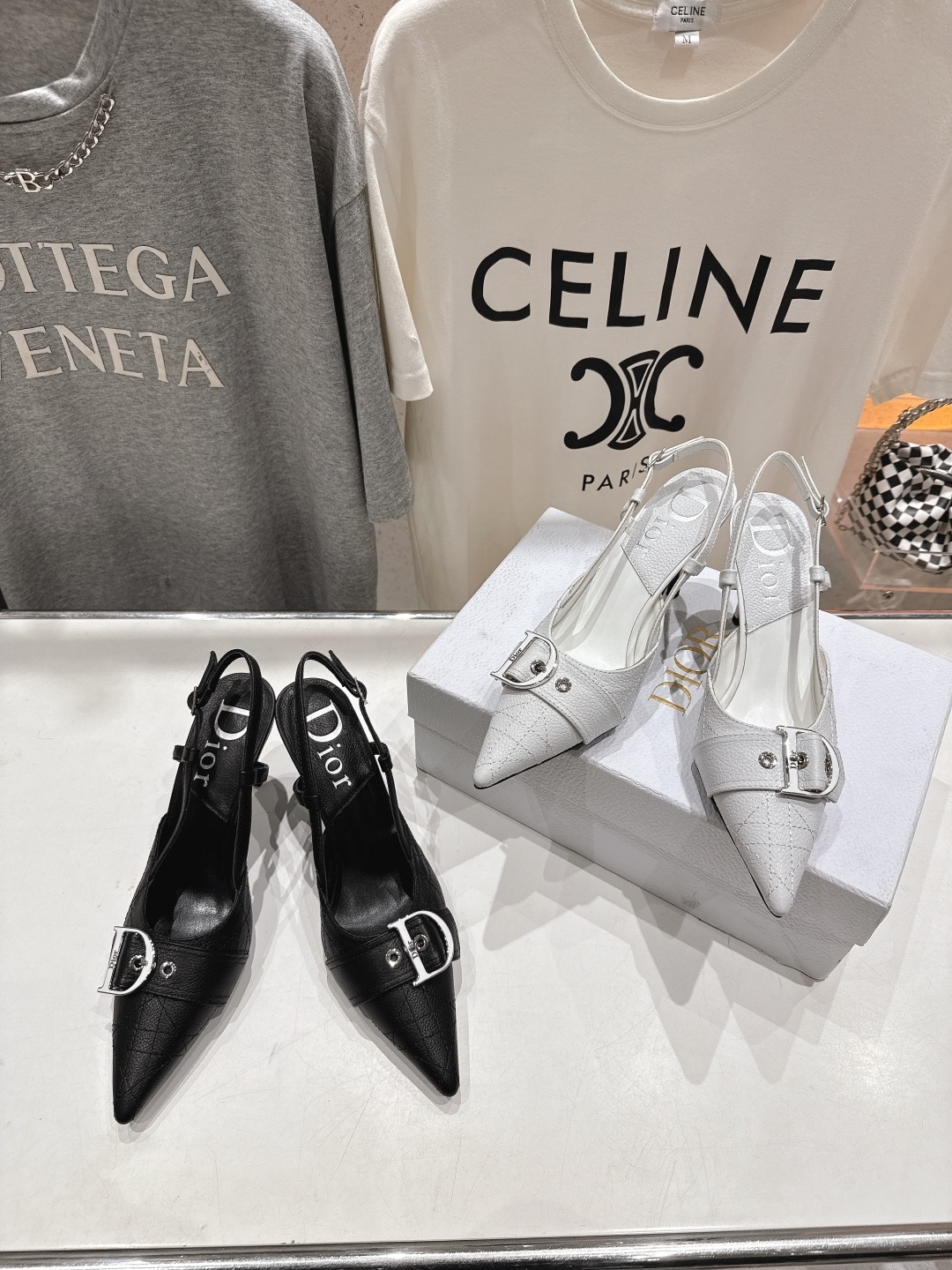 디* 25ss 봄여름 신상 블록 스타일 힐 샌들