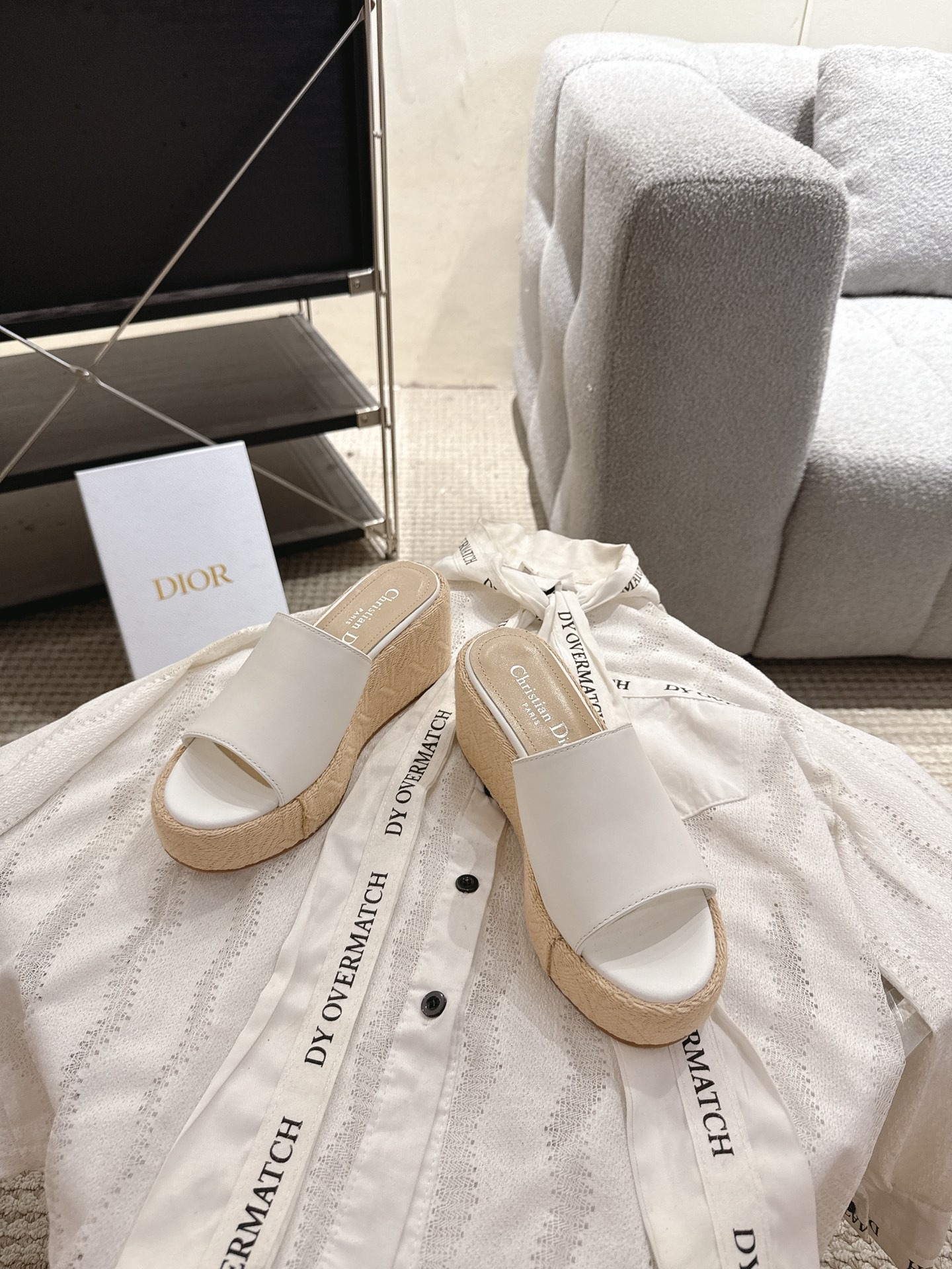 디* 25ss 봄여름 신상 Attitude 웨지힐 뮬