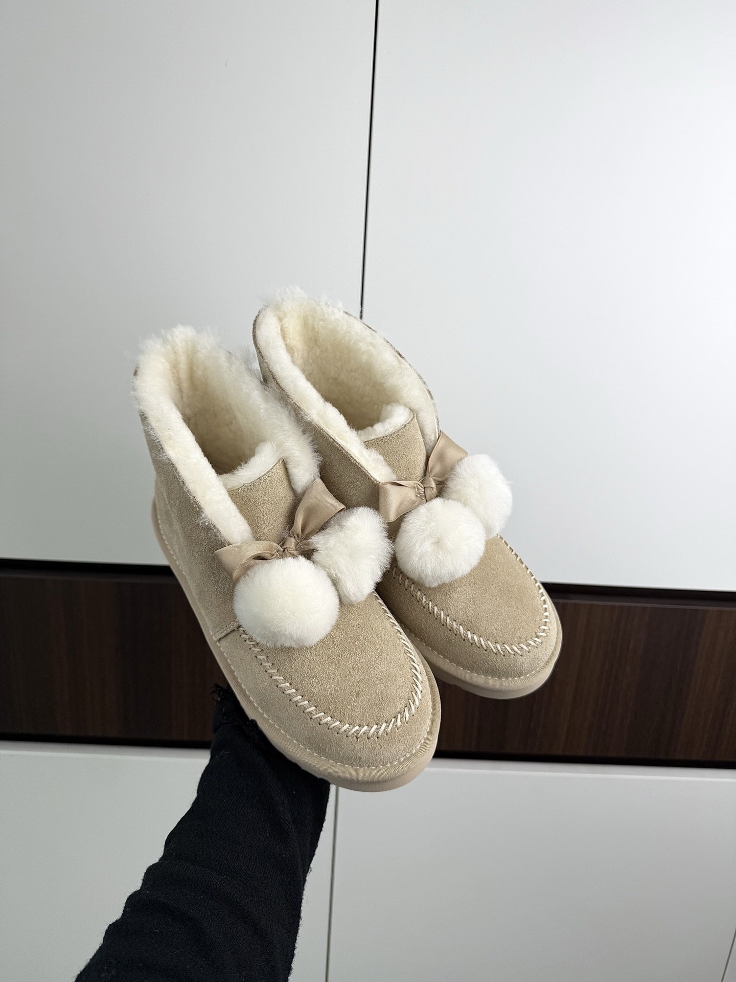 어* 캐린 퍼방울 리본 부츠