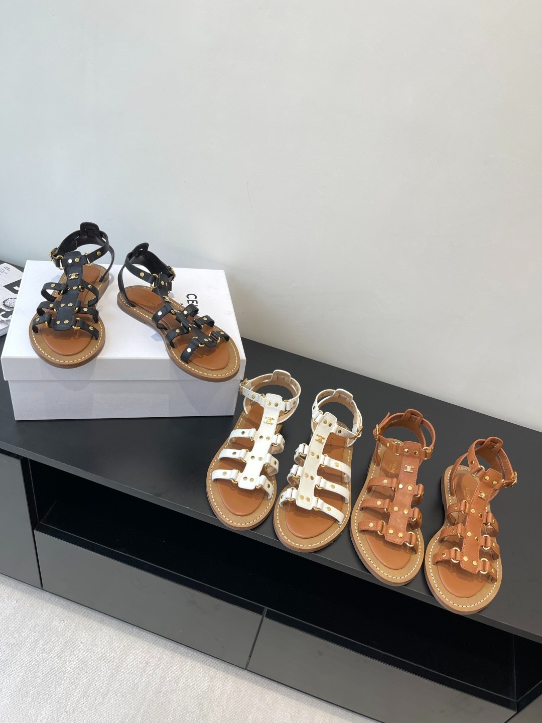 셀*느 신상 글래디 에이터 샌들